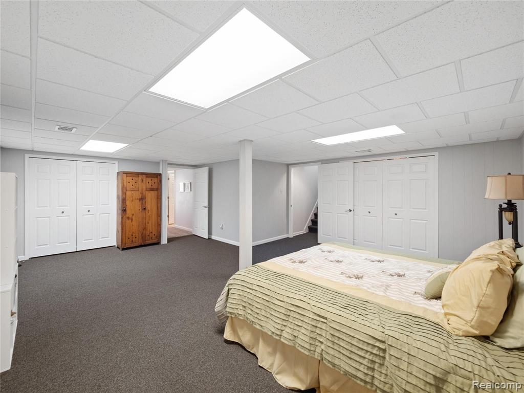21311 Metroview Road Farmington Hills, MI 48335 - Photo 56 of 78