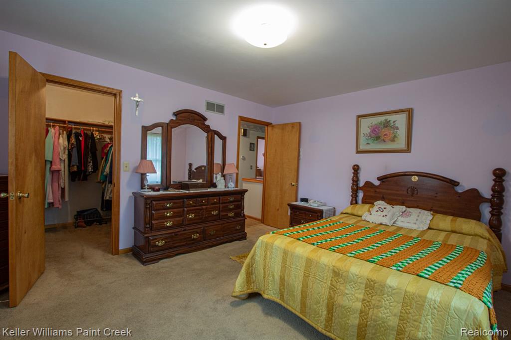53330 Schoenherr Road Utica, MI 48315 - Photo 18 of 37 Gallery Image 18