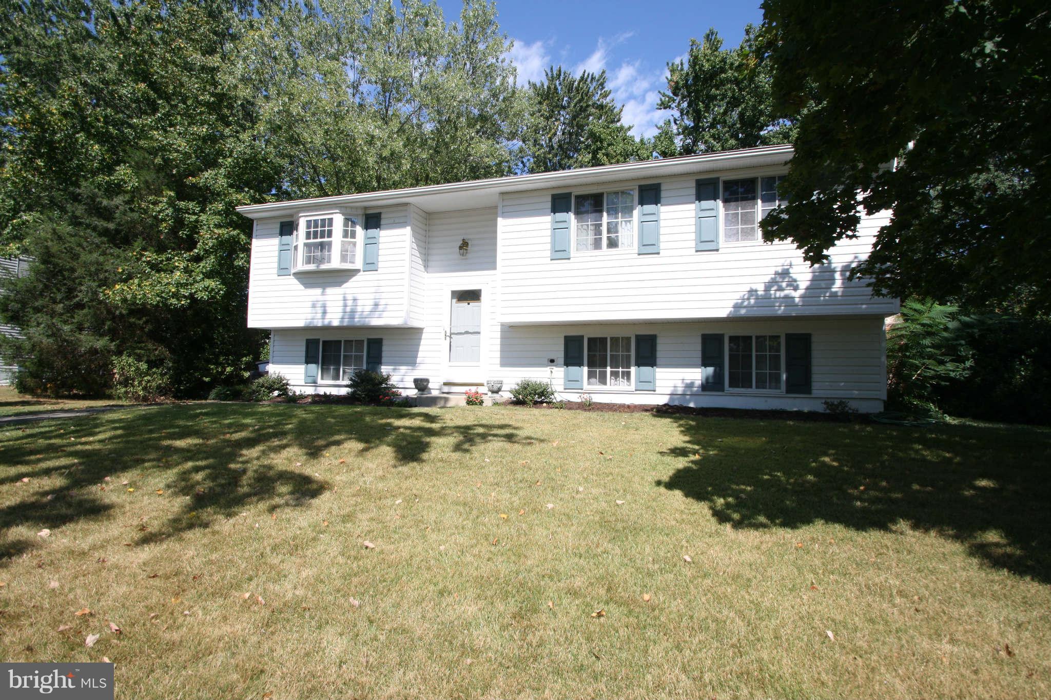 6110 Clinton Way Clinton, MD 20735 - Photo 16 of 16 Exterior (Front)