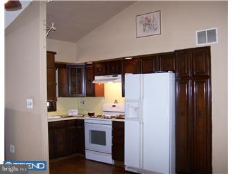 406 Maple Avenue Delanco, NJ 08075 - Photo 5 of 7 Kitchen