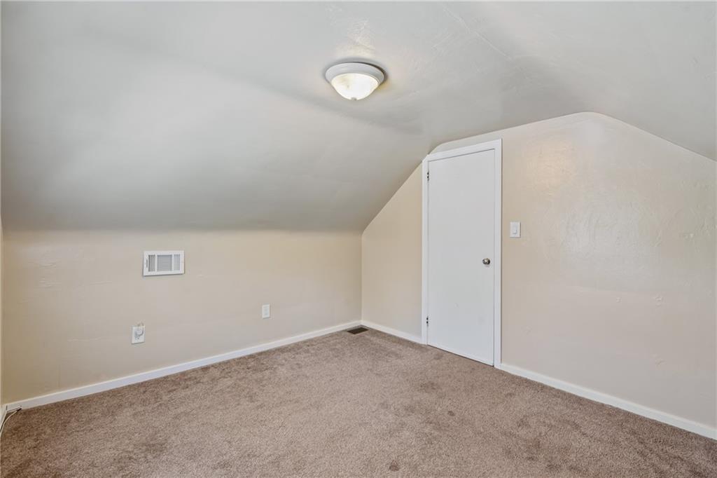 9515 Orchard Road Pittsburgh, PA 15237 - Photo 16 of 28