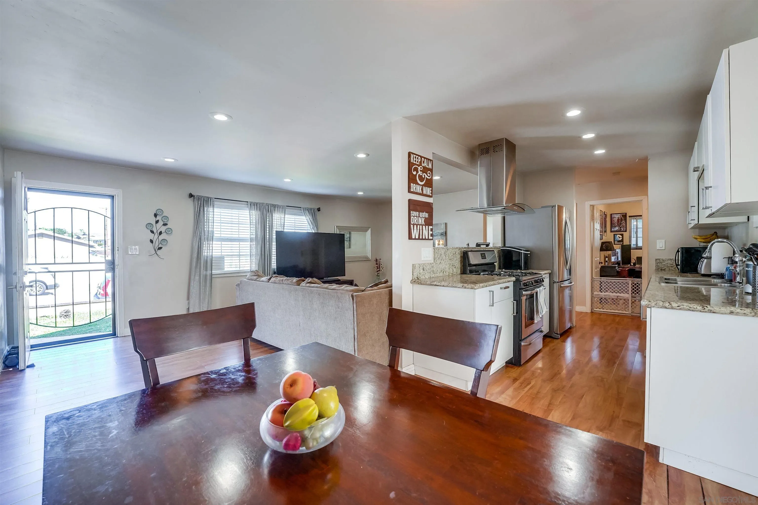 243 Parkbrook Street Spring Valley, CA 91977 - Photo 23 of 49 Gallery Image 23