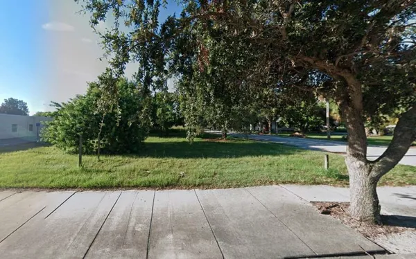 $179,999 | 1215 Orange Avenue, Fort Pierce, FL 34950