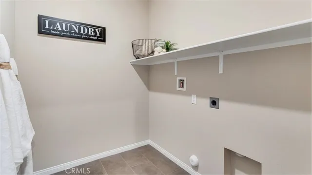 $534,823 | 14217 Rollins Street, Hesperia, CA 92344