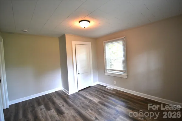 $1,750 | 204 Excelsior Street, Belmont, NC 28012