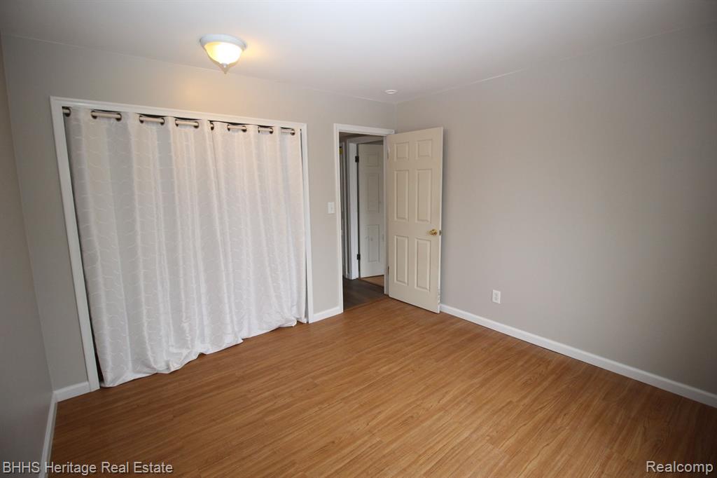 409 West Highland Road, Unit B3 Howell, MI 48843 - Photo 12 of 17