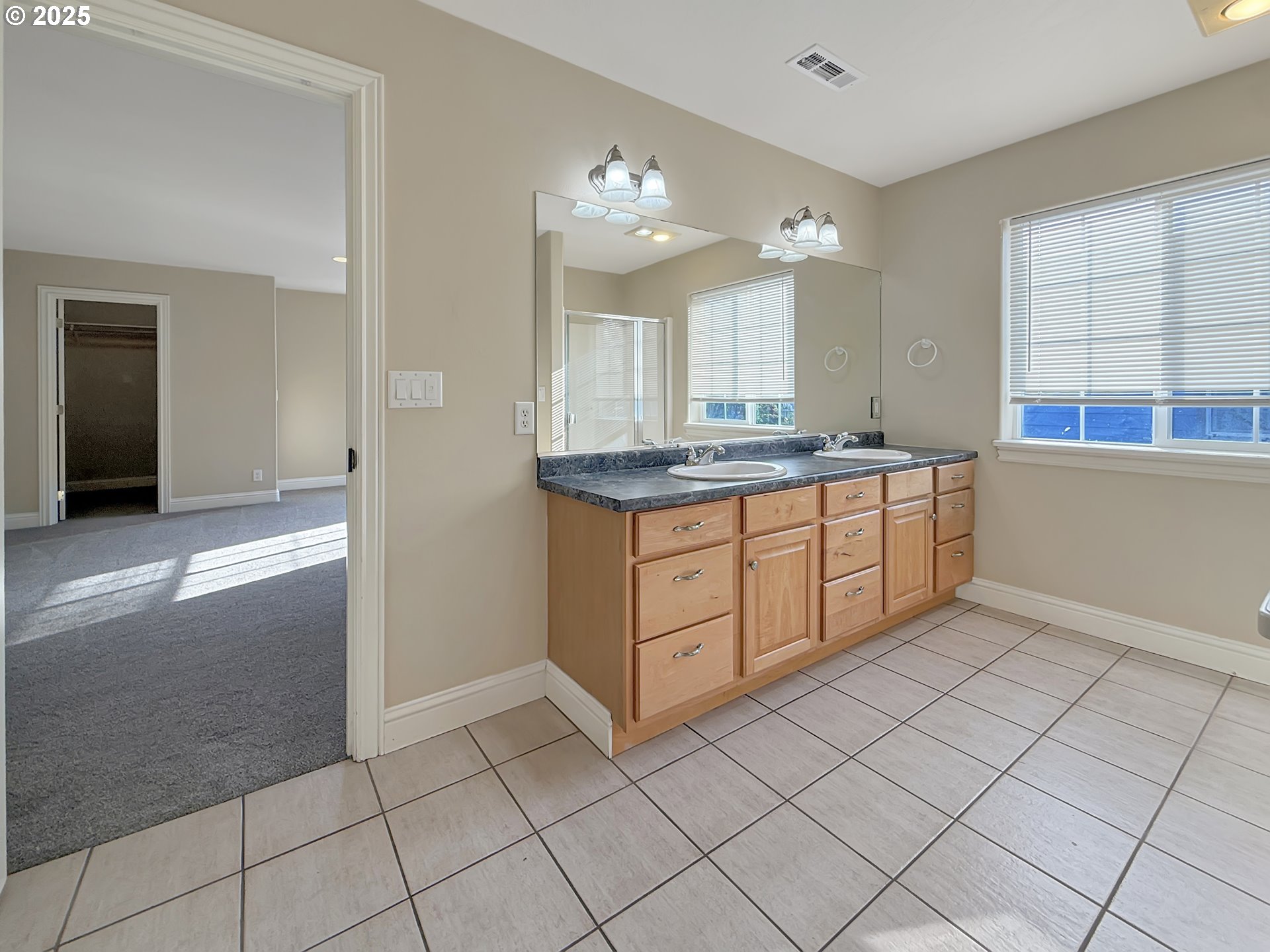 714 Pioneer Road, Unit 1B Brookings, OR 97415 - Photo 19 of 42 a kitchen with a sink and cabinets