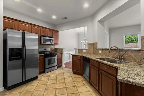 $450,000 | 1340 Winshire Cove, Alpharetta, GA 30004