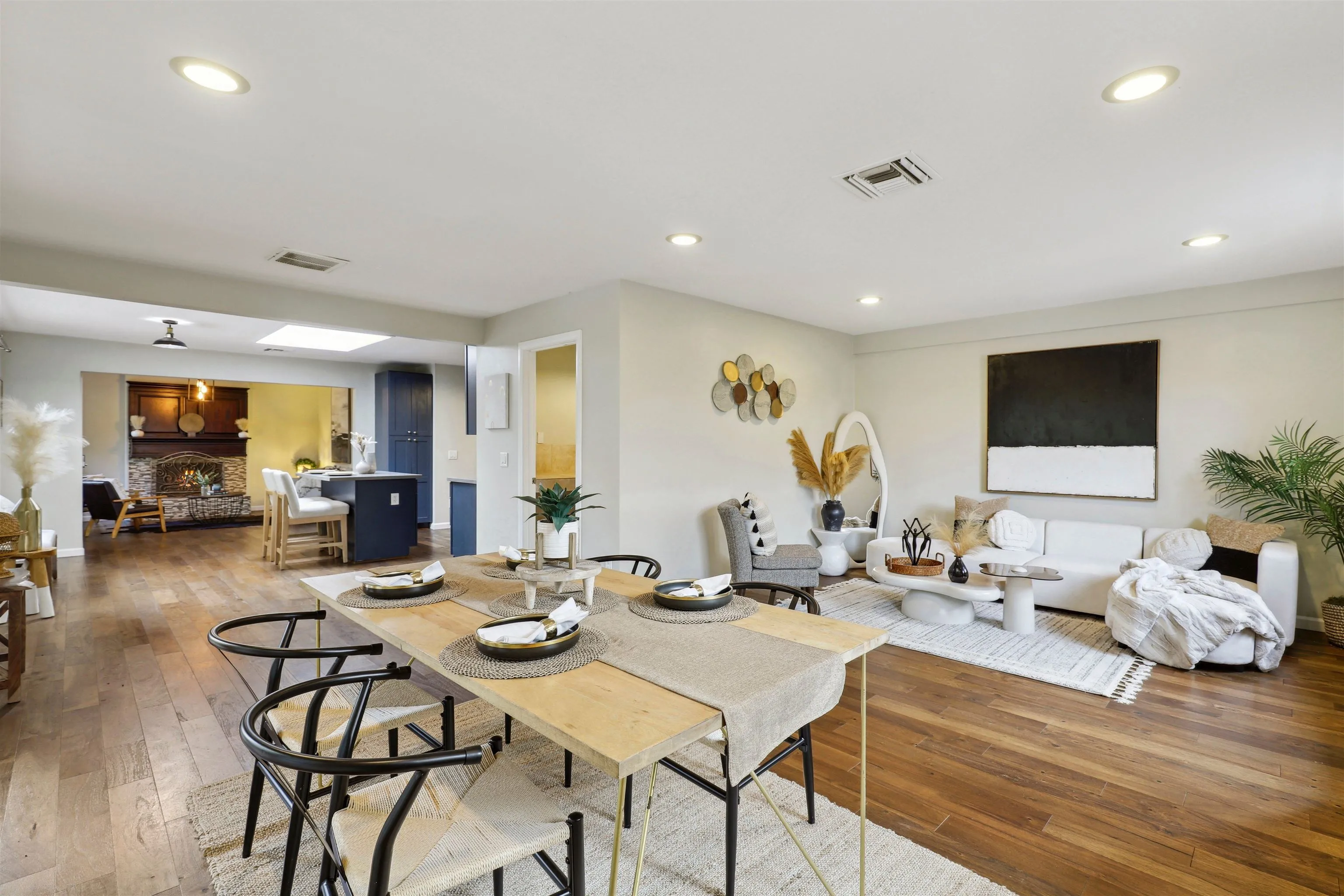 1390 Orpheus Avenue Encinitas, CA 92024 - Photo 10 of 32 a living room with furniture and a flat screen tv