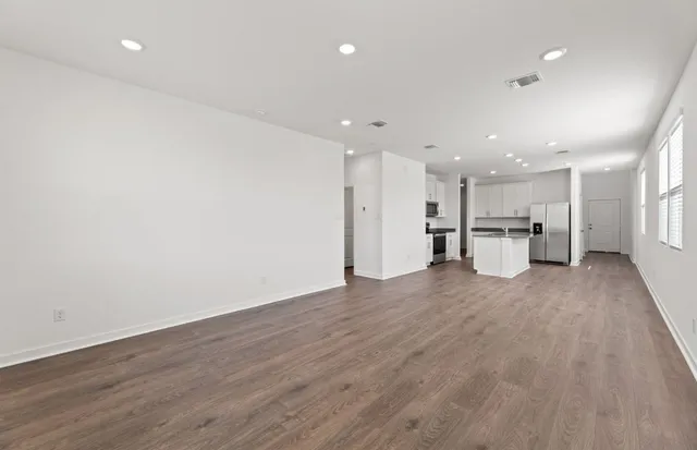 $312,680 | 401 The Duke Drive, Jarrell, TX 76537