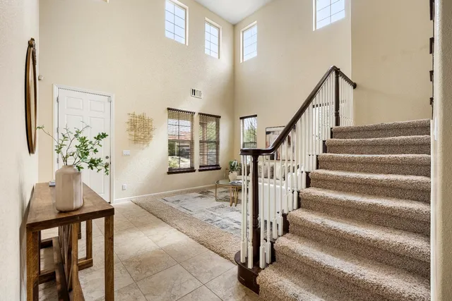a view of entryway and hall