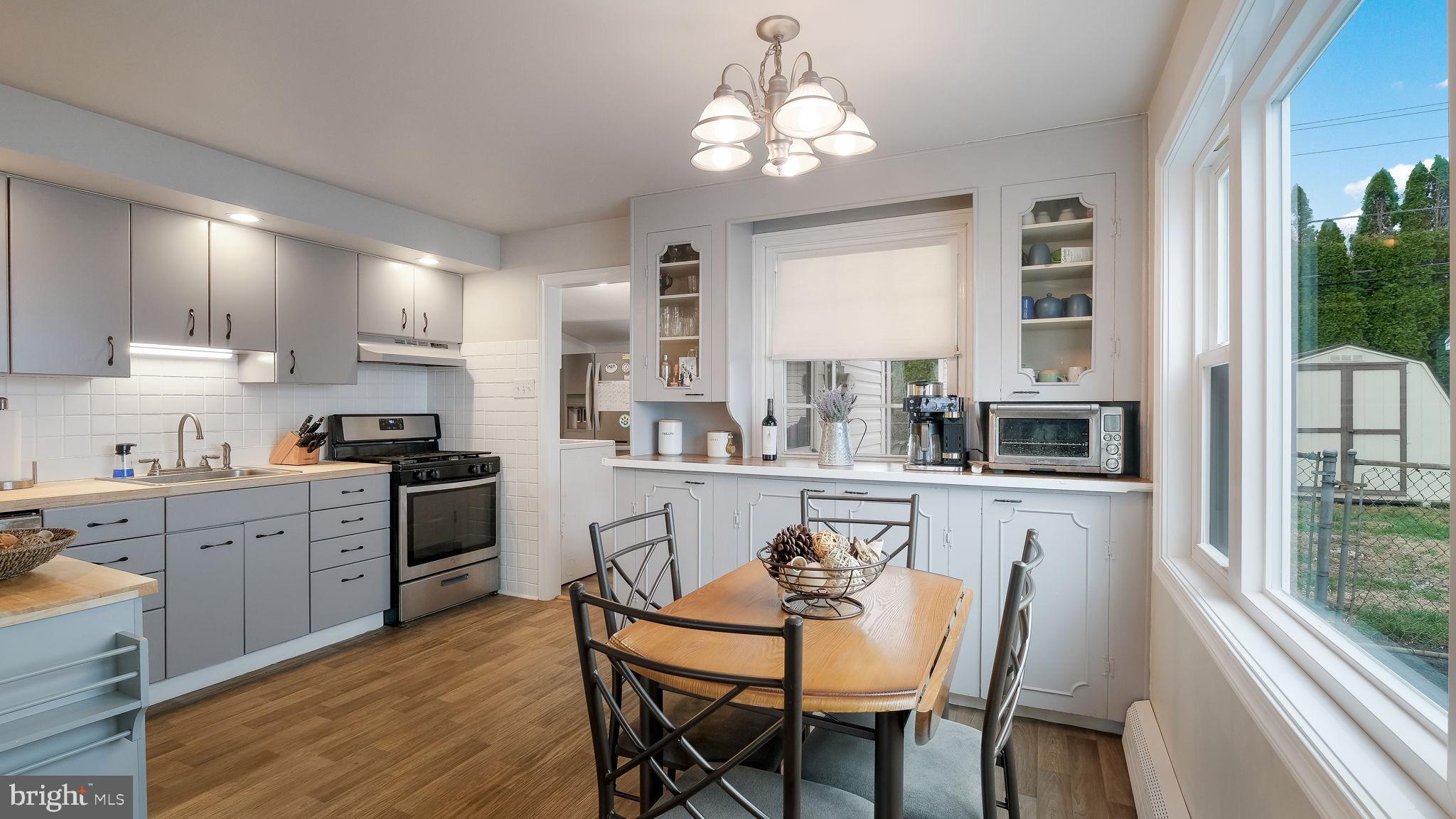 437 Newton Road Hatboro, PA 19040 - Photo 10 of 28