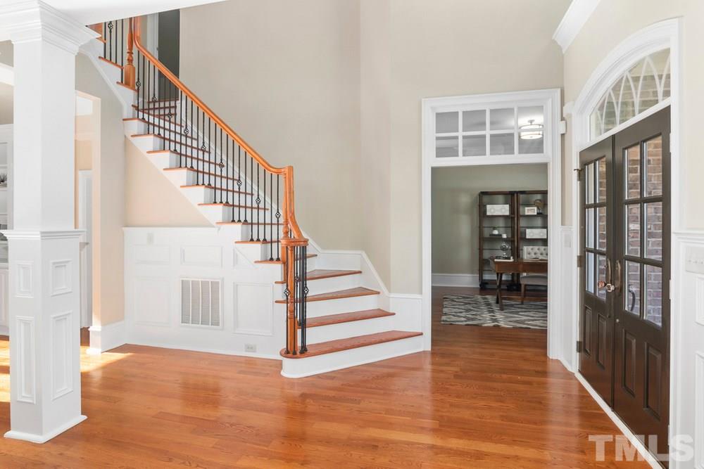 3201 Mossy Ridge Court Raleigh, NC 27613 - Photo 4 of 30