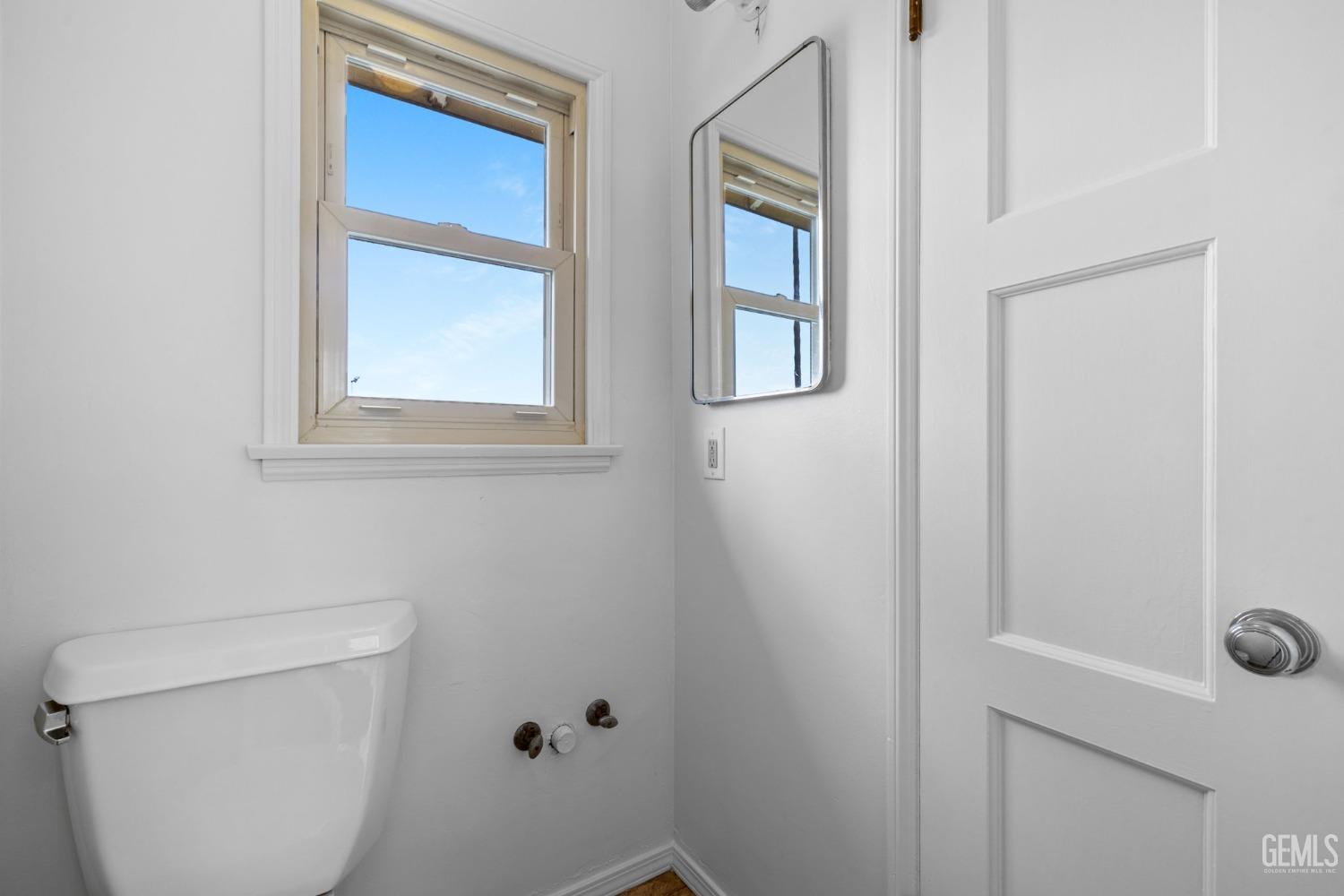 Undisclosed Address Bakersfield, CA 93307 - Photo 33 of 42