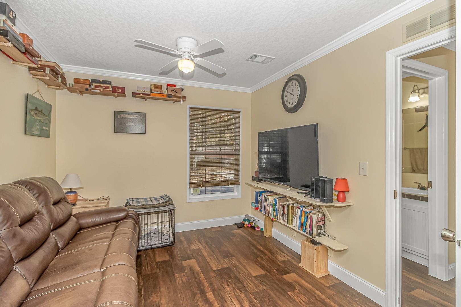 Gallery Image 6