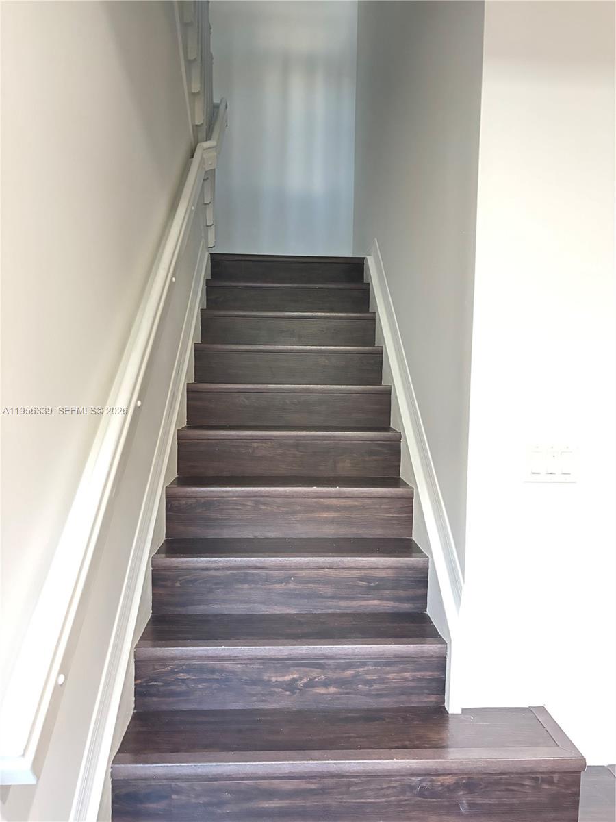 15041 Southwest 177th Terrace Miami, FL 33187 - Photo 6 of 12 a view of entryway