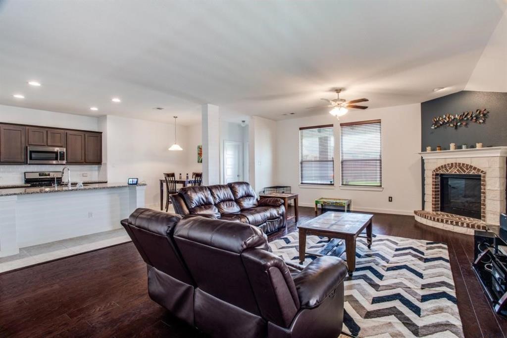 1905 Ranch Trail Road Aubrey, TX 76227 - Photo 4 of 14