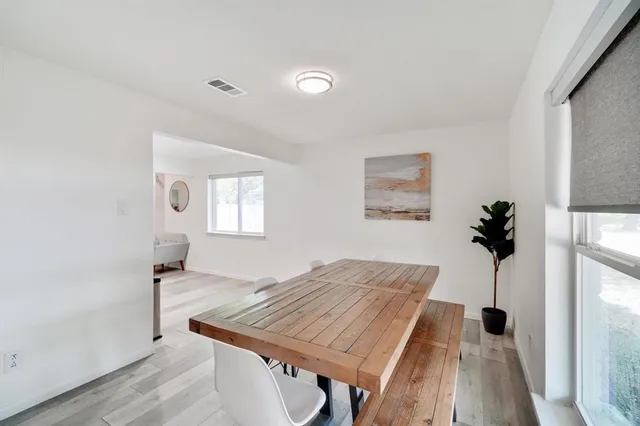 $2,900 | 742 Austrian Road, Grand Prairie, TX 75050