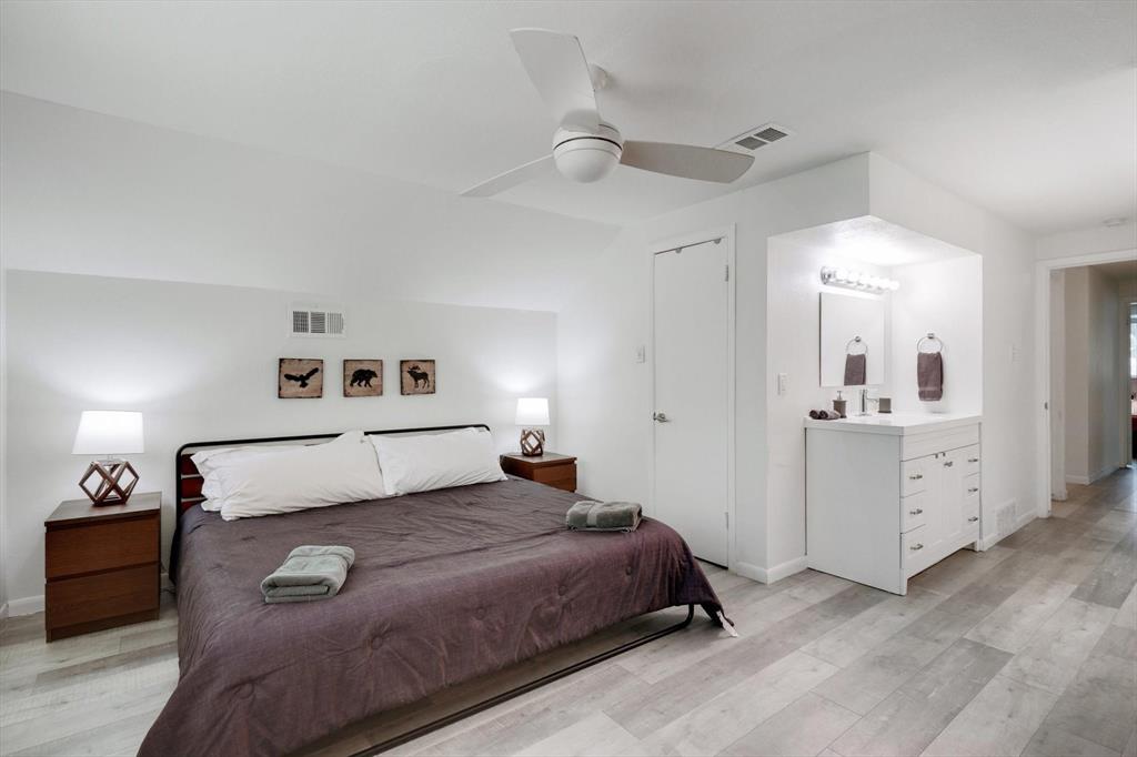 742 Austrian Road Grand Prairie, TX 75050 - Photo 17 of 38