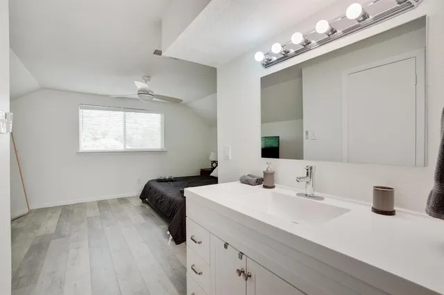 $2,900 | 742 Austrian Road, Grand Prairie, TX 75050