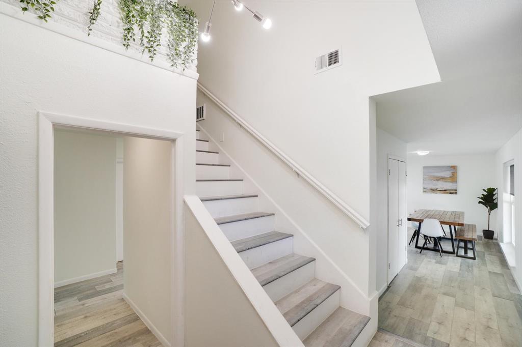 742 Austrian Road Grand Prairie, TX 75050 - Photo 24 of 38