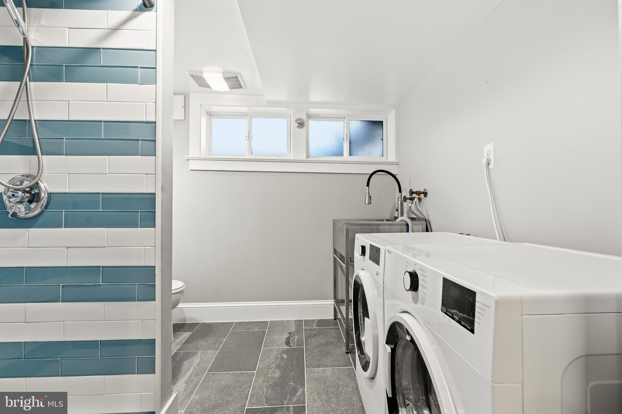 148 Todd Place Northeast Washington, DC 20002 - Photo 31 of 43 a utility room with dryer and washer