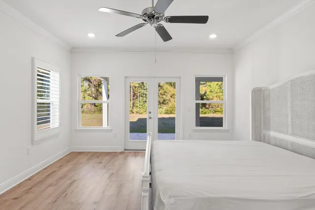a bathroom with a toilet and a bathtub