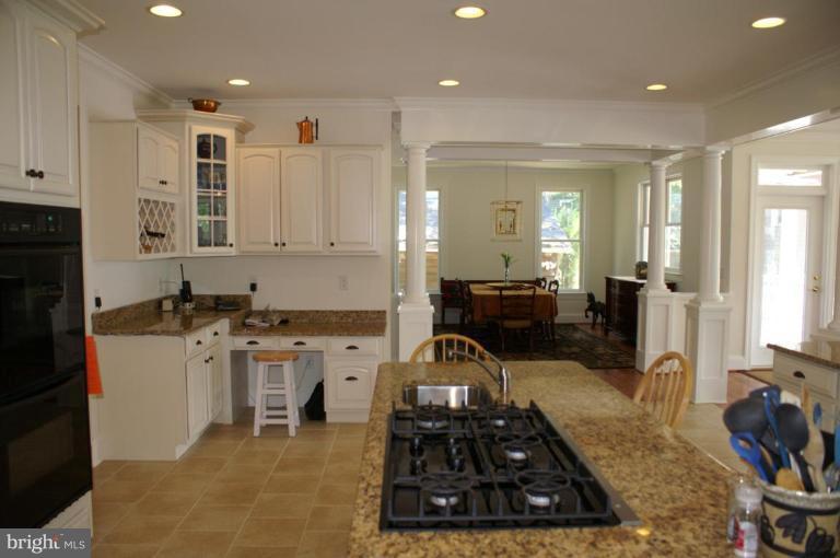 182 Acton Road Annapolis, MD 21403 - Photo 9 of 24 Kitchen #3