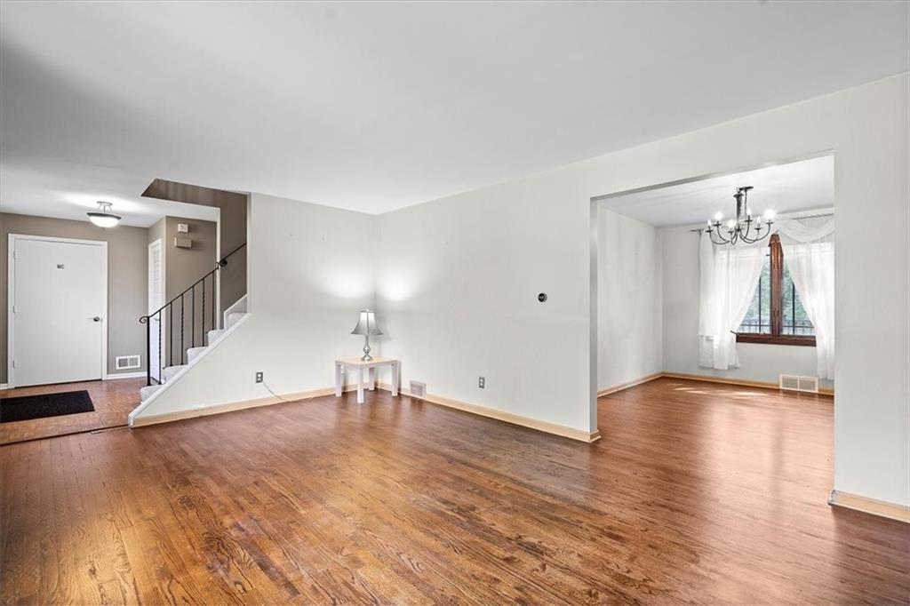 10 Highmeadow Road Pittsburgh, PA 15215 - Photo 6 of 23 Gallery Image 6