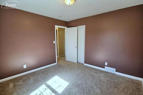 2048 Belford Road Holly, MI 48442 - Photo 19 of 29 20421724-18.JPG
