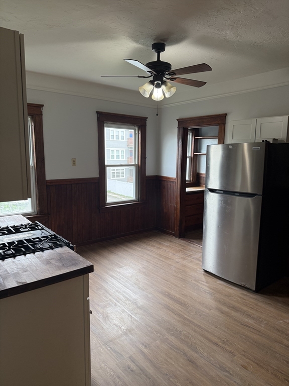 49 Catharine Street, Unit B Worcester, MA 01605 - Photo 2 of 14