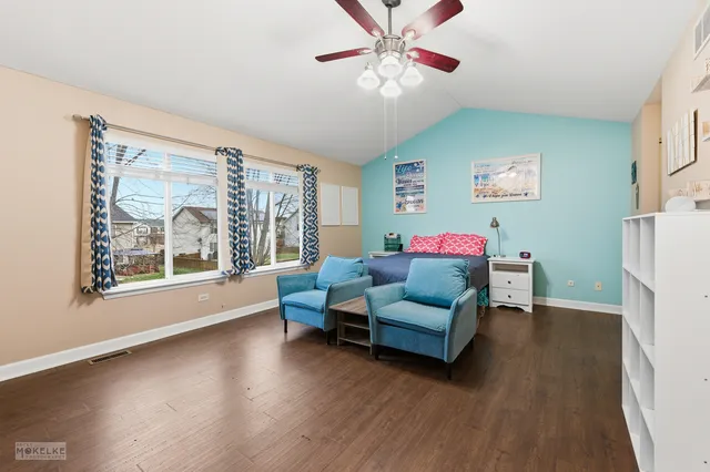 $440,000 | 181 Hillside Drive, Bolingbrook, IL 60440