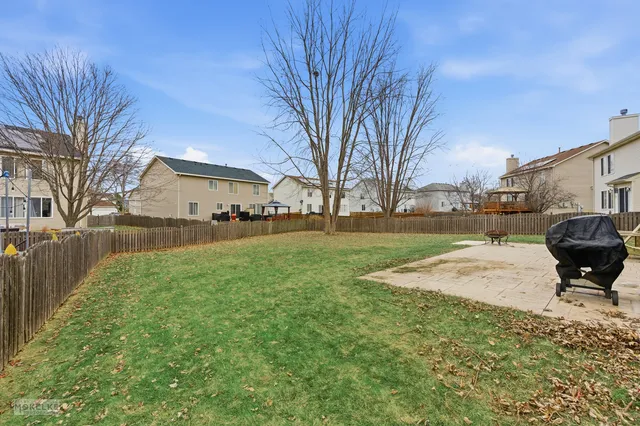 $440,000 | 181 Hillside Drive, Bolingbrook, IL 60440