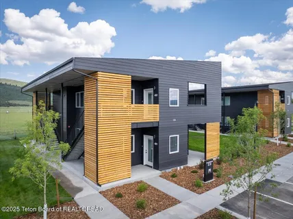 $449,000 | 138 Larkspur Avenue, Unit 402, Victor, ID 83455