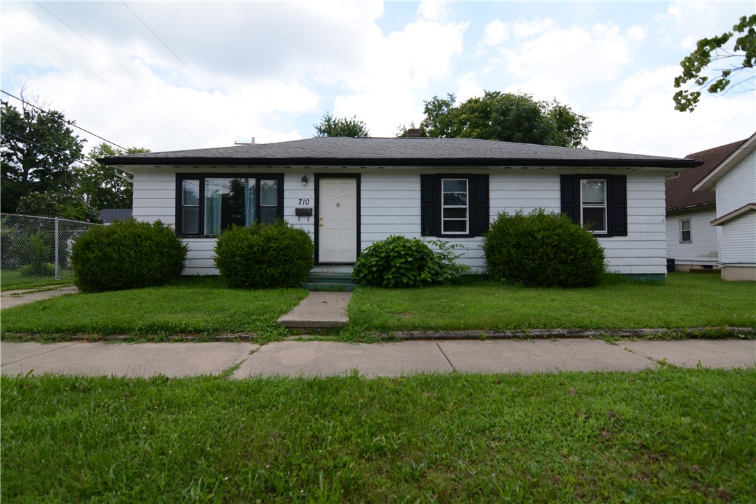 710 South 17th Street Decatur, IL 62521 - Photo 1 of 19