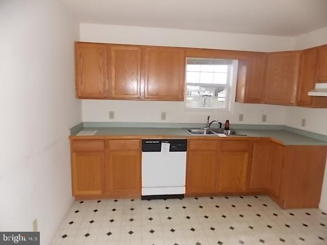 30040 Deal Island Road Princess Anne, MD 21853 - Photo 3 of 12 Kitchen