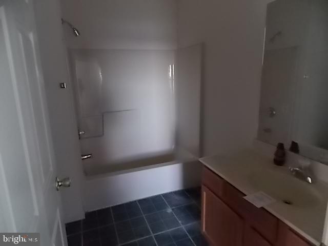 30040 Deal Island Road Princess Anne, MD 21853 - Photo 10 of 12 Hall Bathroom