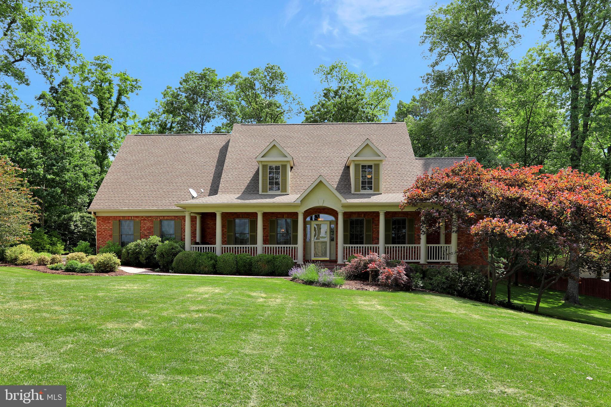 92 Earle Road Charles Town, WV 25414 - Photo 4 of 82 Gallery Image 4