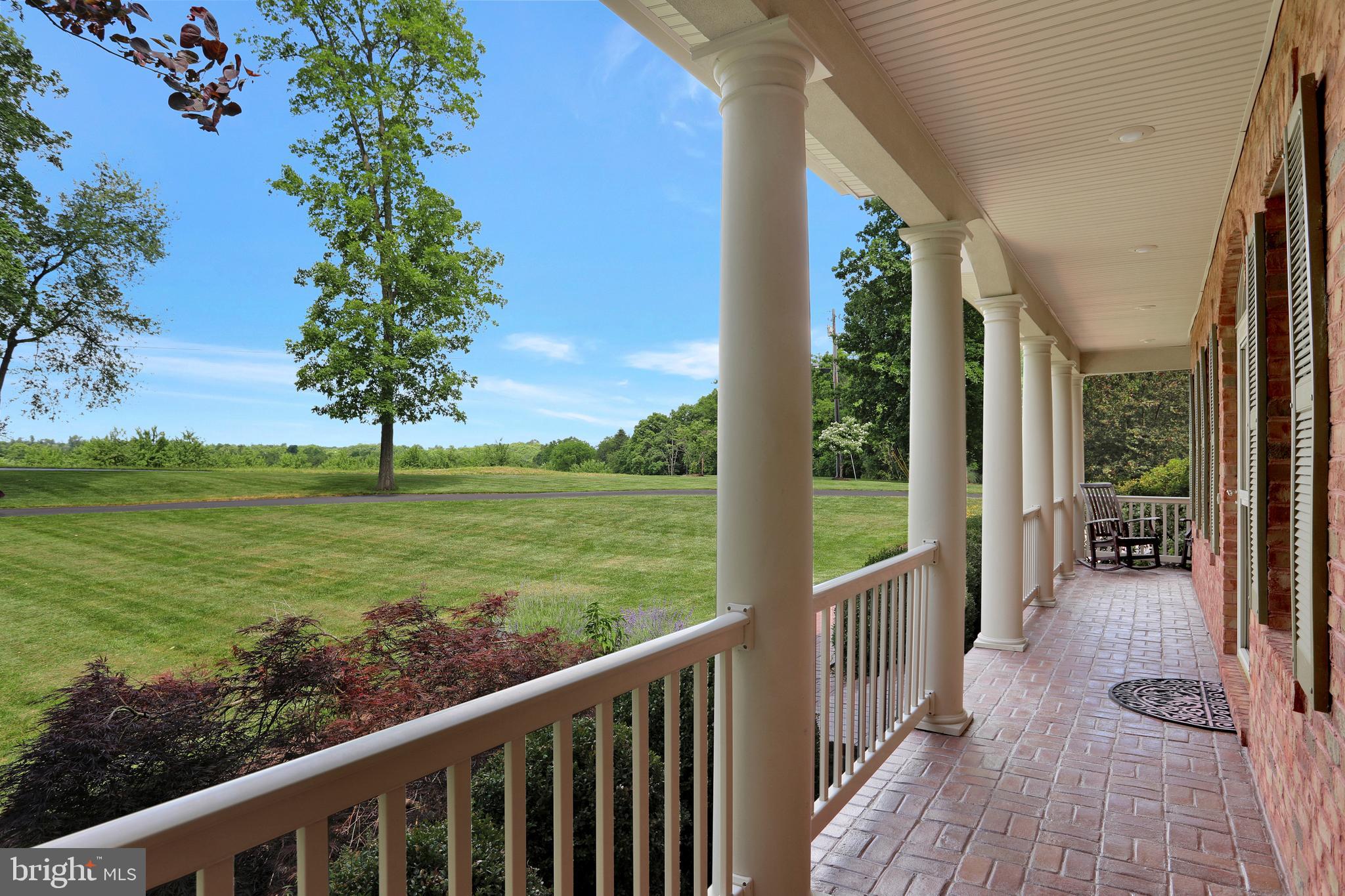 92 Earle Road Charles Town, WV 25414 - Photo 10 of 82 Gallery Image 10