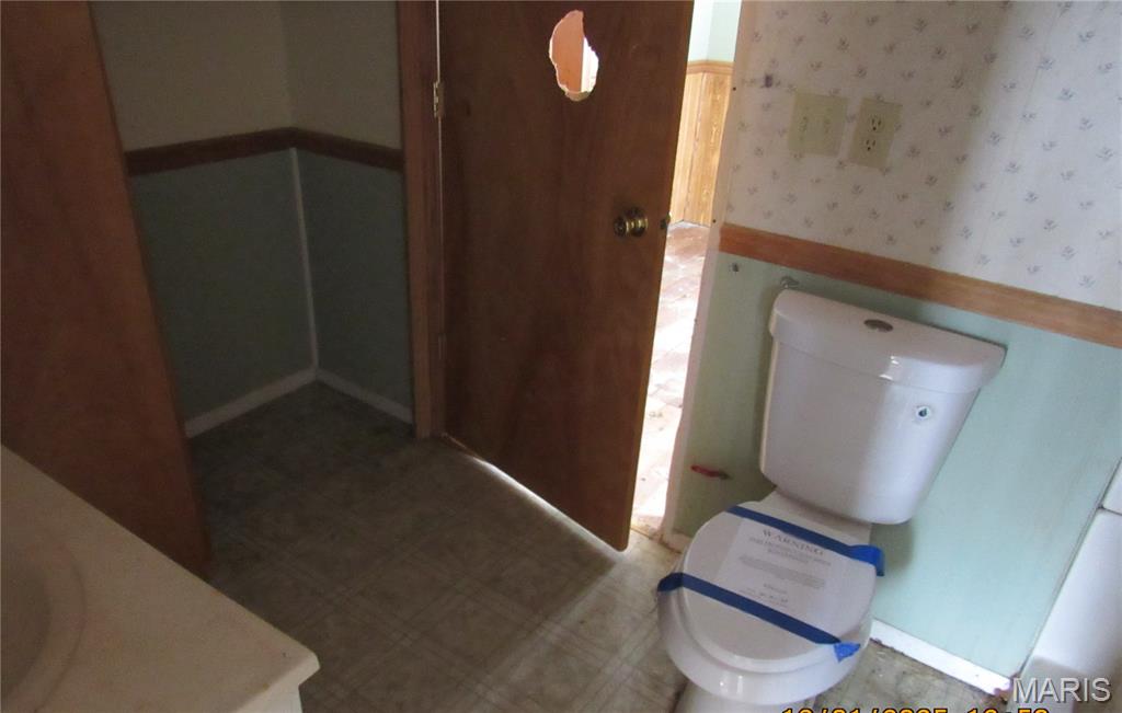 401 Grout Street White Hall, IL 62092 - Photo 7 of 9