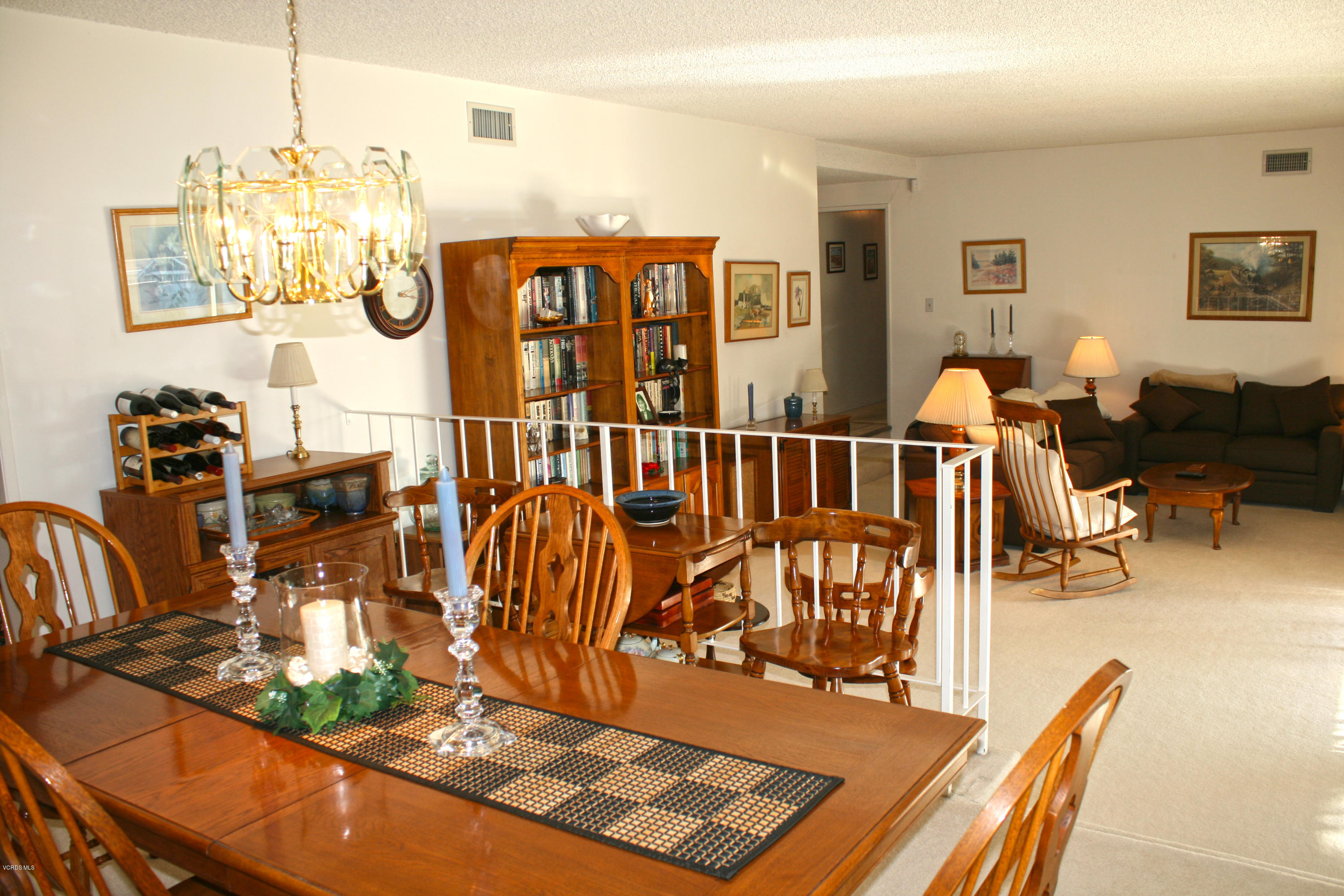 9915 Bothwell Road Northridge, CA 91324 - Photo 10 of 43 Dine (7)