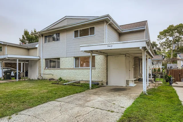 $339,900 | 9413 Meadow Lane, Des Plaines, IL 60016