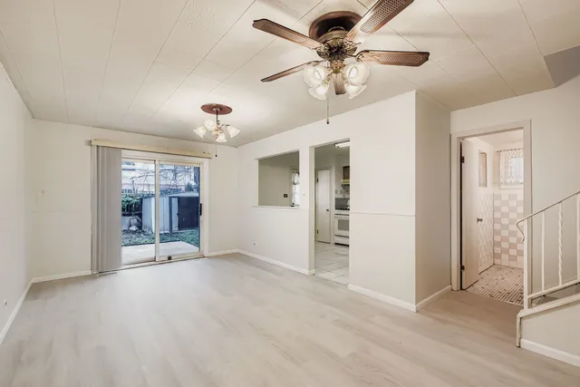 $339,900 | 9413 Meadow Lane, Des Plaines, IL 60016