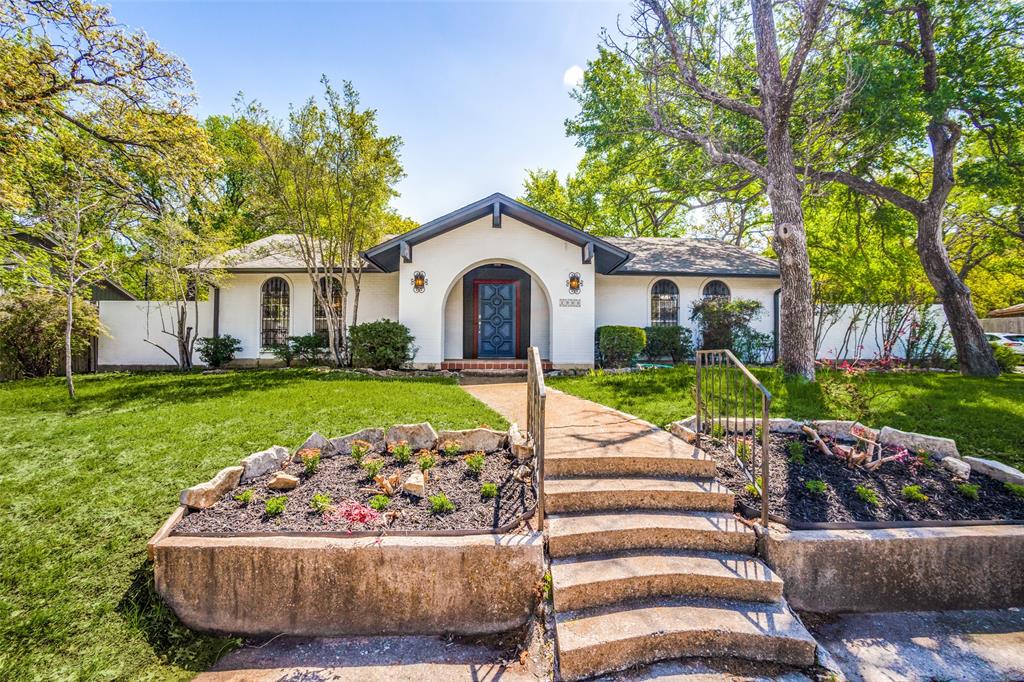 1900 Emerson Lane, Denton, TX 76209 Compass