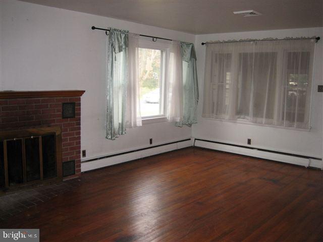 3863 Rutherford Street Harrisburg, PA 17111 - Photo 4 of 10 Gallery Image 4