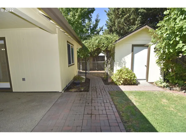 a view of a livingroom with furniture and window