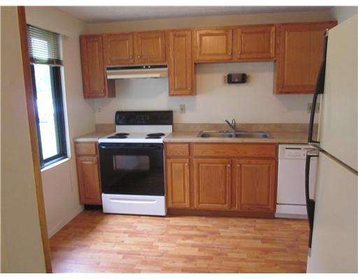 515 Hunters Path Road Bridgeville, PA 15017 - Photo 3 of 15 Kitchen.