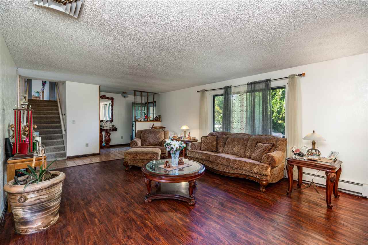381 Evergreen Road Grand Junction, CO 81501 - Photo 3 of 27 Gallery Image 3