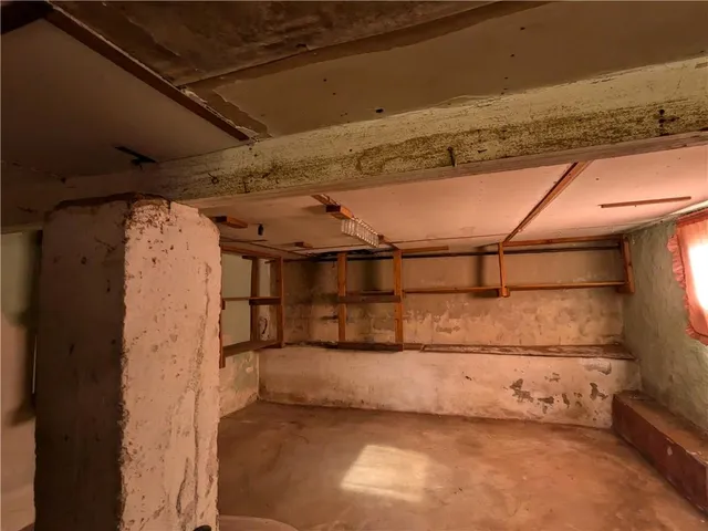 $52,000 | 2620 South 40th Terrace, Kansas City, KS 66106