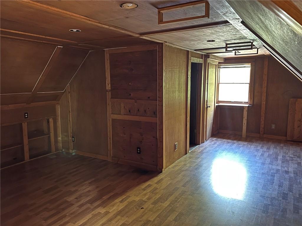 470 Donohoe Road Greensburg, PA 15601 - Photo 29 of 31 a view of empty room with wooden floor and fan